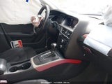 AUDI A4 2.0T PREMIUM WAUAFAFL5DA123641 снимка