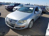 VOLKSWAGEN PASSAT KOMFORT WVWJK7AN0AE****** снимка