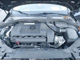 VOLVO S60 T6/T6 PLATINUM/T6 PREMIER PLUS/T6 R-DESIGN/T6 R-DESIGN PLATINUM YV1902FH9D1****** fotografie