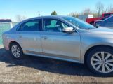 VOLKSWAGEN PASSAT 2.5L SEL photo