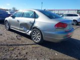 VOLKSWAGEN PASSAT 2.5L SEL photo