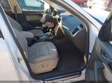 AUDI Q5 2.0T PREMIUM WA1LFAFP1EA013678 снимка