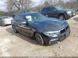 BMW M550I XDRIVE снимка