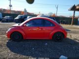 VOLKSWAGEN NEW BEETLE GL photo