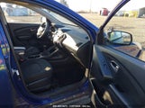 HYUNDAI TUCSON GLS KM8JT3AC7AU****** снимка