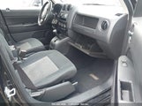 JEEP PATRIOT SPORT 1J4NT1GA8BD****** снимка
