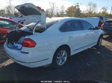 VOLKSWAGEN PASSAT 1.8T S 1VWAS7A33GC****** снимка