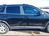 JEEP CHEROKEE LATITUDE FWD снимка