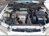 TOYOTA CAMRY LE 4T1BG22K9WU****** снимка