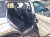 VOLKSWAGEN TIGUAN 2.0T SE R-LINE BLACK 3VV8B7AX2NM****** fotografie