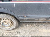 NISSAN SENTRA E/XE/GXE/LE 1N4EB31P2RC****** снимка