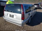 VOLVO V70 SE photo