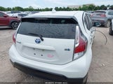 Toyota Prius C Three JTDKDTB38H1591304 снимка