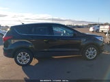 FORD ESCAPE SE 1FMCU9GD3KU****** снимка