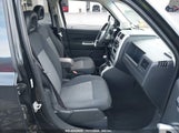 JEEP PATRIOT SPORT 1J8FT28W28D****** снимка