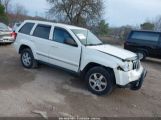 JEEP GRAND CHEROKEE LAREDO photo