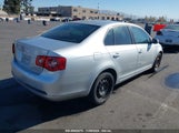VOLKSWAGEN JETTA 2.5 3VWRG71K85M****** снимка