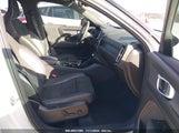 VOLVO XC40 T4 R-DESIGN YV4AC2HM9N2****** снимка