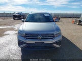 VOLKSWAGEN TIGUAN 2.0T SE/WOLFSBURG EDITION 3VV3B7AX9RM****** fotografie