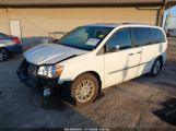 CHRYSLER TOWN & COUNTRY LIMITED 2C4RC1JG6GR****** снимка