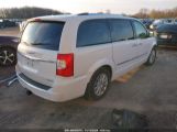 CHRYSLER TOWN & COUNTRY LIMITED photo