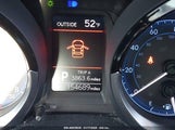 TOYOTA COROLLA S PLUS 2T1BURHE3FC387143 снимка