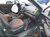 SUBARU FORESTER TOURING JF2SKARC9NH****** снимка