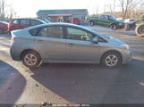 TOYOTA PRIUS THREE JTDKN3DU8D1****** photo
