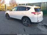 TOYOTA RAV4 XLE 2T3RFREV6HW****** снимка