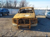 GMC SUBURBAN 1500 SL 1GKFK16R0VJ****** снимка