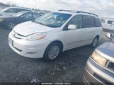 TOYOTA SIENNA XLE LIMITED 5TDBK22C07S****** снимка