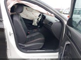 VOLKSWAGEN JETTA GLI 2.0T 35TH ANNIVERSARY EDITION/2.0T AUTOBAHN/2.0T S 3VW6T7BU6KM****** fotografie