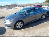 VOLKSWAGEN PASSAT 2.5L SE 1VWBP7A32EC****** снимка