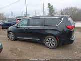 CHRYSLER PACIFICA HYBRID PLATINUM 2C4RC1N74HR****** снимка