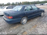 TOYOTA CAMRY LE 4T1SK12E3RU****** снимка