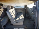 CHRYSLER TOWN & COUNTRY 1A4GP45R36B****** снимка