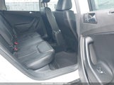VOLKSWAGEN PASSAT KOMFORT WVWXK7AN7AE****** снимка