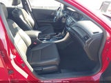 HONDA ACCORD SPORT 1HGCR2F67HA****** снимка