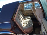 CHRYSLER NEW YORKER FIFTH AVENUE 2C3BF66PXDR****** снимка
