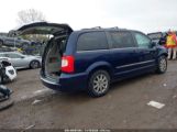 CHRYSLER TOWN & COUNTRY TOURING снимка