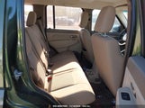 JEEP LIBERTY SPORT 1J8GP28K19W****** снимка
