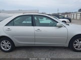 TOYOTA CAMRY LE V6 4T1BF32K14U****** снимка