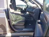 Chevrolet Suburban 4Wd Premier 1GNSKFKD1NR223325 photo