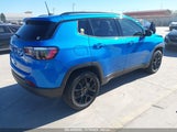 JEEP COMPASS LATITUDE 4X4 3C4NJDBN8ST****** снимка