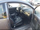 VOLKSWAGEN NEW BEETLE 2.5 photo