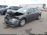 TOYOTA CAMRY LE V6 JTNBK3EK1A3****** снимка