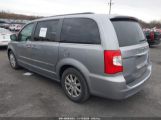 CHRYSLER TOWN & COUNTRY TOURING снимка