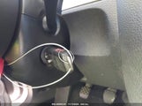 VOLKSWAGEN RABBIT S WVWAA71K49W****** снимка