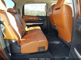 TOYOTA TUNDRA 1794 5.7L V8 5TFAW5F15FX****** fotografie