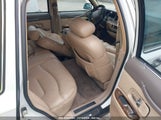 LINCOLN TOWN CAR SIGNATURE 1LNLM82W0VY****** снимка
